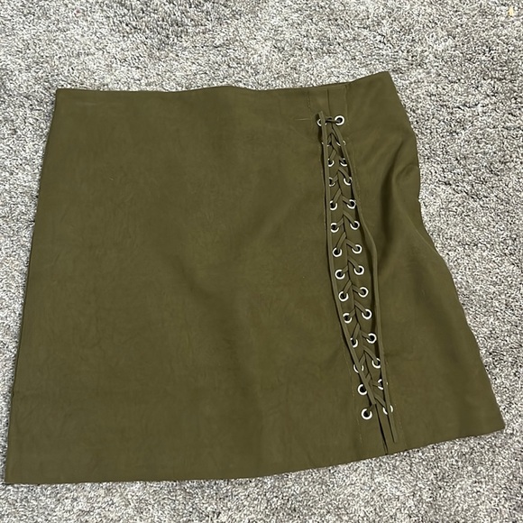 Dresses & Skirts - Green Mini Skirt